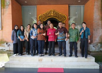 Gubernur Koster Dorong BGN Gunakan Produk Lokal Bali dalam Program MBG