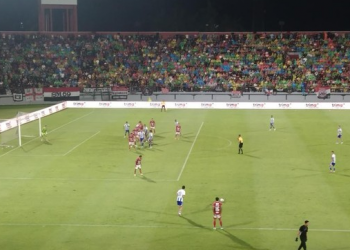 Imbas Flare dan Ricuh Suporter, Bali United Hadapi Ancaman Sanksi Finansial