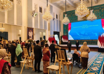 Presiden Prabowo Kukuhkan Soeharto dan Gus Dur sebagai Pahlawan Nasional