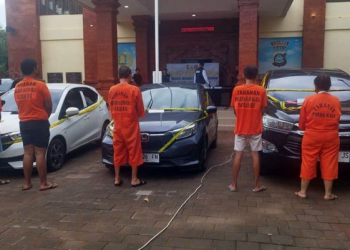 Sindikat Penggelapan Mobil Rental di Bandara Ngurah Rai Dibekuk Polisi