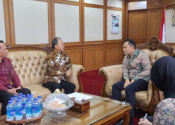 Datangi Kemendagri, Gubernur Koster Lapor Suntik Modal BPD Bali Rp445 M