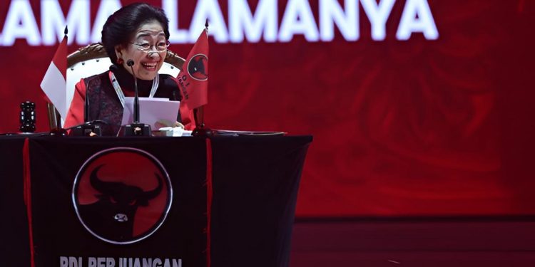 Megawati Sentil Kader PDIP: Jangan Rusak Alam, Berani Melawan Meski Sendirian