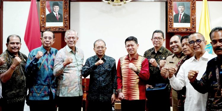 Terima Dekopinwil, Gubernur Koster Dorong Koperasi Jadi Wadah Ekonomi “Keren” bagi Anak Muda Bali