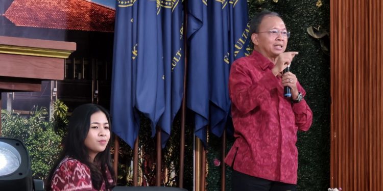 Soal Fenomena Langkanya “Nyoman” dan “Ketut”, Gubernur Koster Gagas Program 1 Keluarga 1 Sarjana