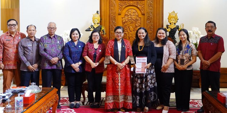 Tekan Angka Penyebaran HIV/AIDS di Bali, Ibu Putri Koster Dorong Sosialisasi Yang Lebih Masif