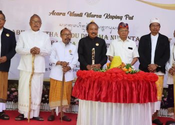 Gubernur Koster: Pemerintah Wajib Fasilitasi Kebutuhan Sulinggih demi Jaga Budaya Bali