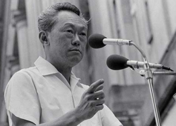 PARADOKS SANG MANDOR: AIR MATA, TANGAN BESI, DAN KOTA EMAS