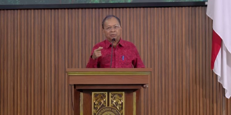 Gubernur Koster Teken Perda Baru: WNA Dilarang Pinjam Nama Warga Lokal untuk Kuasai Tanah di Bali