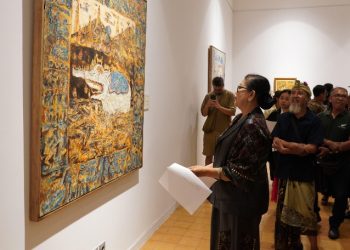 Buka Pameran “Tutur Ayu”, Ibu Putri Koster: Tanpa Akar Budaya yang Kuat, Bali Krisis Identitas