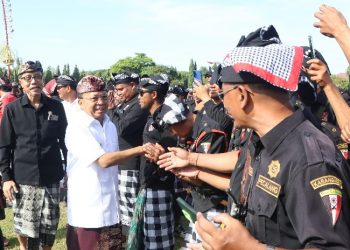 EDITORIAL: Kearifan Lokal Penjaga Harmoni Bali