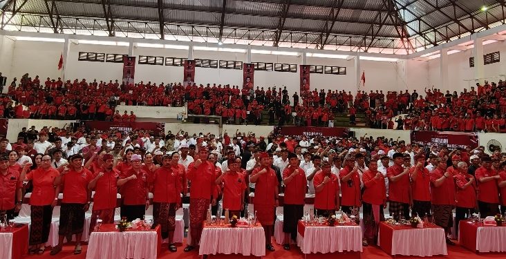 Pesan Keras Wayan Koster ke Pengurus Baru PDIP Buleleng: Jangan Sombong, Jadi Teladan Masyarakat