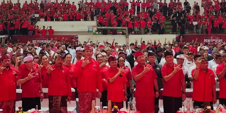 Konsolidasi di Buleleng, Koster Minta Kader PDIP Disiplin dan Turun ke Masyarakat