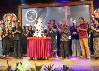 Peringati Hari Teater Sedunia, Ibu Putri Koster Dorong Kebangkitan Seni Modern dan Kontemporer Bali
