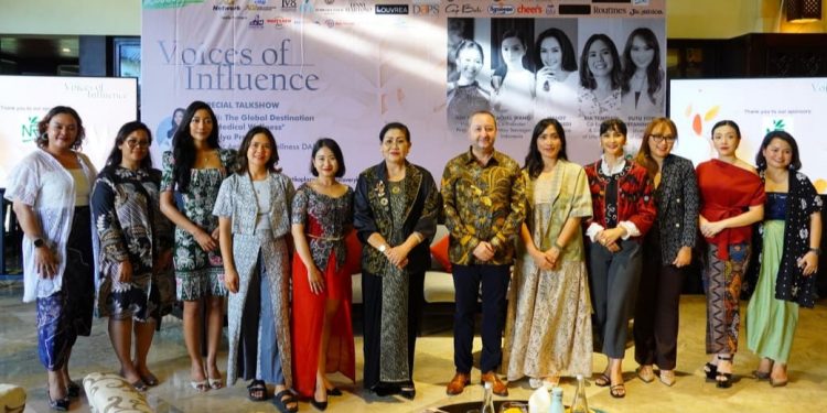 Ajak Perempuan Bali Unjuk Gigi, Ibu Putri Koster: Jangan Lupa Kodrat sebagai Benteng Keluarga