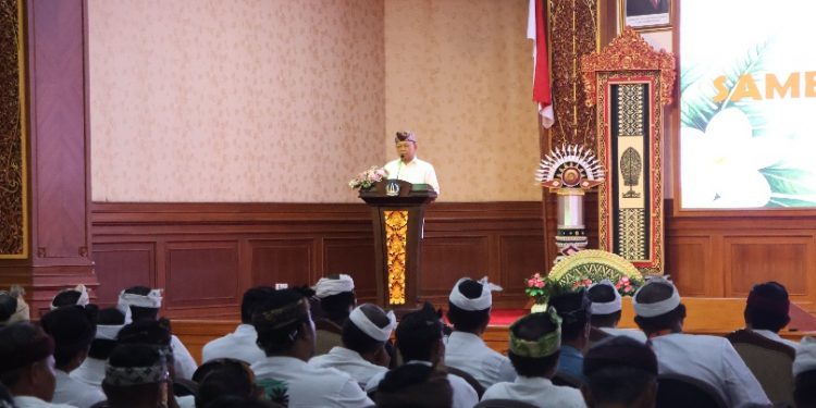 Gubernur Koster Tegaskan Organisasi Adat Bali Harus Jadi Kekuatan Pemersatu, Bukan Pemecah Belah