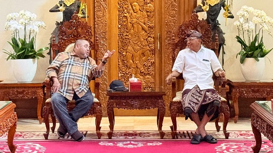 Jaga Citra Pariwisata Dunia, Gubernur Koster Jadikan Desa Adat Benteng Utama Perangi Narkoba