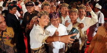 Hadiri Puncak Nyepi 1948 Bersama Menko PMK Pratikno, Gubernur Koster Jadi Pusat Perhatian Warga Bali