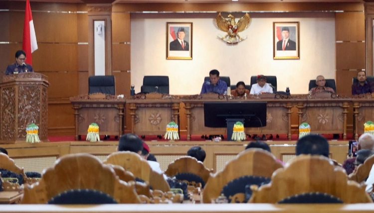 Giri Prasta Tegaskan Komitmen Pemprov Bali Jaring Turis Berkualitas, Soroti Aturan Sewa Motor hingga Sanksi Adat