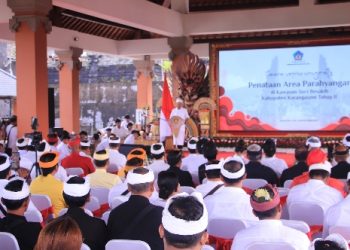 Pimpin Langsung Restorasi Pura Agung Besakih, Gubernur Koster: Ini Bukan Proyek, tapi Laku Spiritual