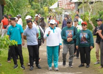 Blusukan ke Bangli, Ibu Putri Koster Bagikan Resep Sederhana Untuk Wujudkan Bali Bersih