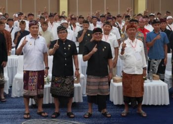 Buka Loka Sabha Madya VIII, Giri Prasta Minta Semeton Pasek Jembrana Utamakan Catur Swadharmaning Kepasekan
