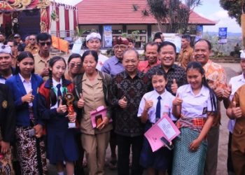 Gubernur Koster Bagikan Kisah Perjuangan Hidup, Motivasi Siswa SMKN 3 Kintamani Jaga Identitas dan Raih Mimpi Global