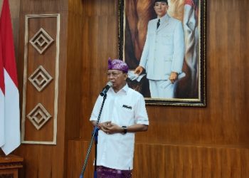 “Terima Kasih Telah Menjaga Bali”: Gubernur Koster Sampaikan Apresiasi Tulus atas Kepedulian Wisatawan Mancanegara