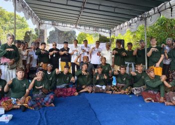 Mahardhika Institute Dampingi Masyarakat Adat Jimbaran Jaga Ekosistem Mangrove