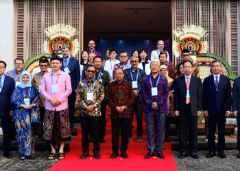 Gubernur Koster Sampaikan Pesan Megawati: Dunia Tak Boleh Dipimpin Hukum Rimba