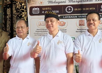 Gubernur Koster Buka Bazar Pelayanan Publik Kejati Bali di Kuta, Soroti Dampak Layanan Buruk bagi Pariwisata