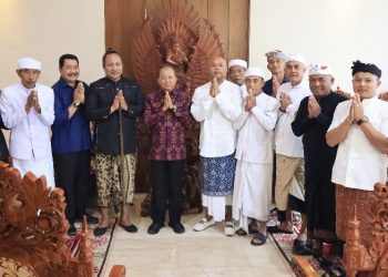 Gubernur Koster Siap Hadiri Tawur Agung Manca Wali Krama di Pura Ulun Danu Batur