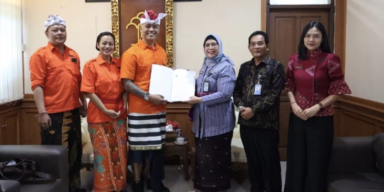 DPW Partai Gerakan Rakyat Bali Terima SKT dari Kanwil Kementerian Hukum
