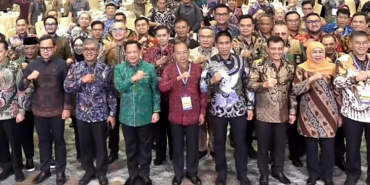 Mendagri Tito Minta Kepala Daerah Gunakan “Power” untuk Benahi Lingkungan dan Pelayanan Publik