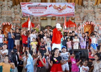 Ibu Putri Koster Apresiasi Lomba Lagu Kepahlawanan di Sembiran, Tanamkan Patriotisme Sejak Dini