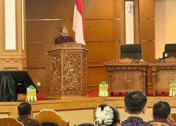 Gubernur Koster Ajukan RAPBD Bali 2027, Target Ekonomi Tumbuh hingga 6,4 Persen