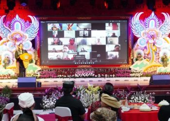 Ibu Putri Koster Dorong Pelestarian Aksara Bali di Tengah Perkembangan Teknologi Digital