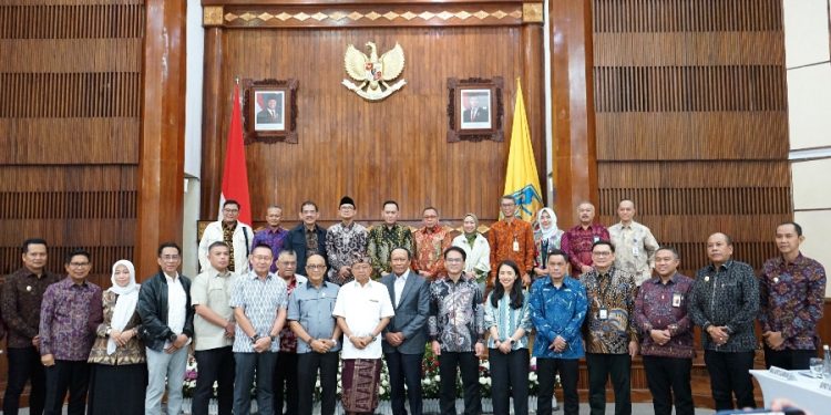 Banggar DPR RI Terima Masukan Gubernur Koster soal TKD Bali yang Berkurang Rp1,5 Triliun