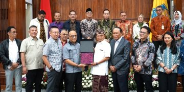 Proteksi Petani Lokal, Gubernur Koster Prioritaskan Beras Bali dan Perluas Pertanian Organik