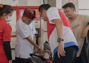 Editorial: Jangan Biarkan Gubernur Koster Berjuang Sendirian, Pertamina Harus Bertanggung Jawab!