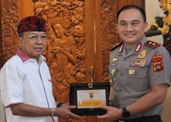 Atasi Antrean BBM di Bali, Gubernur Koster Gandeng Kapolda Percepat Pasokan ke SPBU