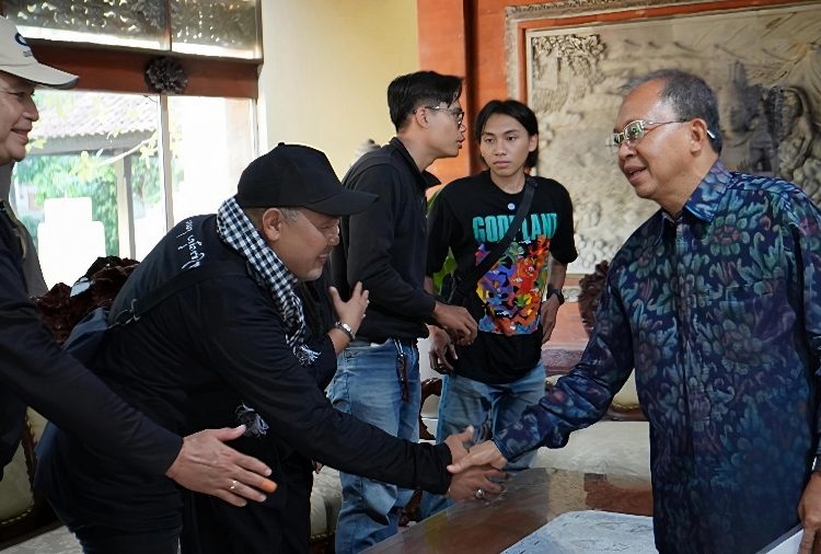 Gubernur Koster Dengarkan Aspirasi Buruh, UMP Bali 2027 Diupayakan Lebih Mendekati Kebutuhan Hidup Layak