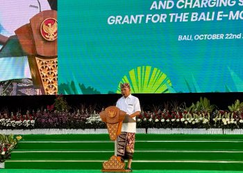 Gubernur Koster Luncurkan 11 Bus Listrik Trans Sarbagita, Bali Makin Serius Beralih ke Energi Bersih