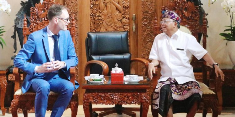 Gubernur Koster Buka Peluang Kerja Sama dengan Swiss, dari Investasi hingga Pengolahan Sampah