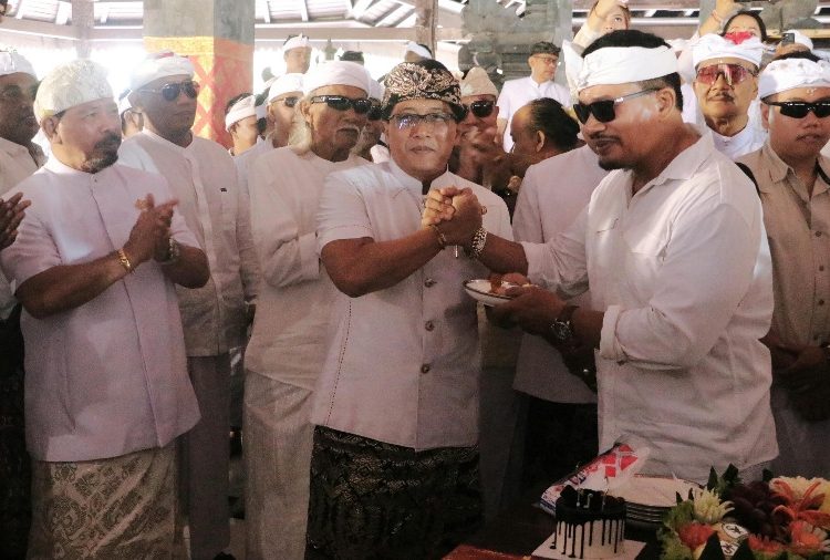 Wagub Giri Prasta Berpesan kepada Laskar Bali Shanti, Semakin Besar Organisasi Harus Semakin Rendah Hati